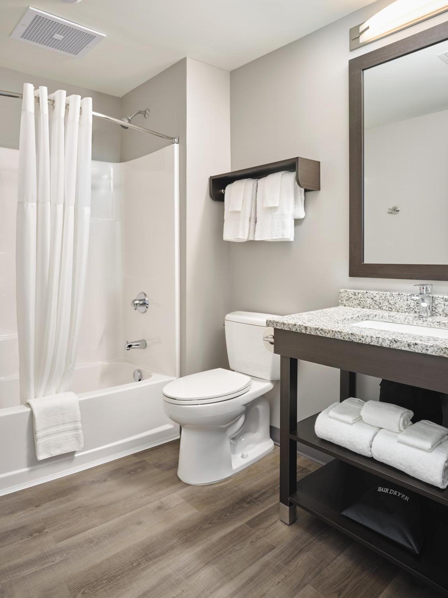 Stayapt Harrisburg-hershey Hotel